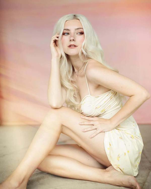 Eva (18)