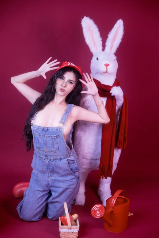 bunny kanom นางแบบ