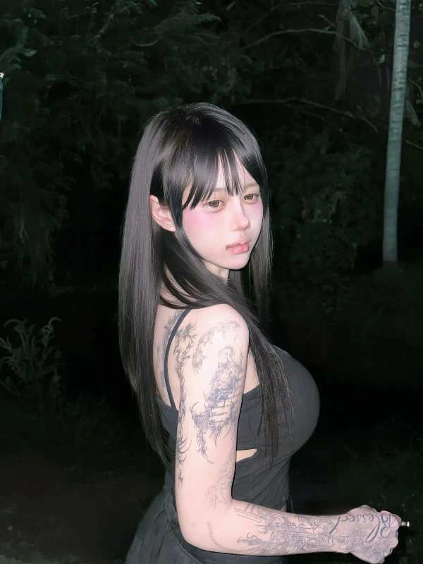 noelfhoney เน็ตไอดอล